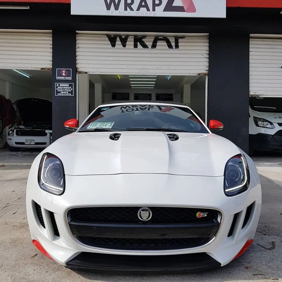 Jaguar F-Type: Acentos deportivos